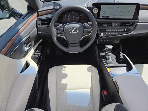 2025 Lexus ES 350 Base
