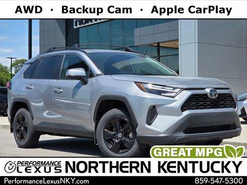 Silver Sky Metallic 2022 Toyota RAV4 XLE