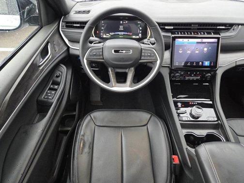 2025 Jeep Grand Cherokee 4xe Anniversary Edition