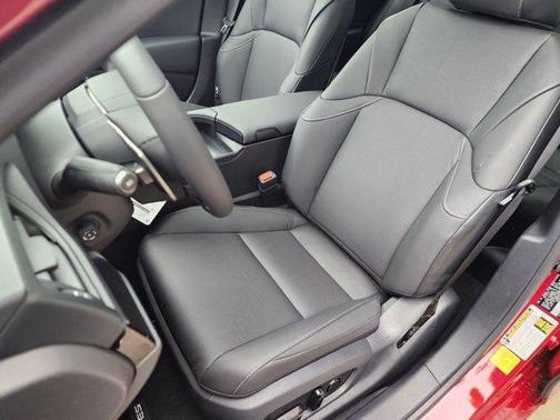 2025 Lexus ES 300h Base