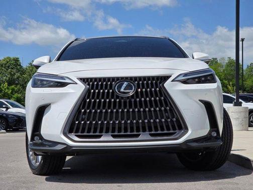 Eminent White Pearl 2023 Lexus NX 350 Luxury