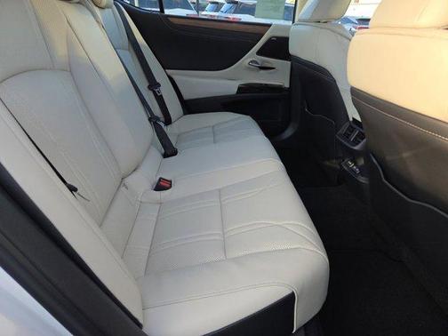 2025 Lexus ES 350 Luxury