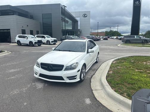Polar White 2013 Mercedes-Benz C-Class C 300