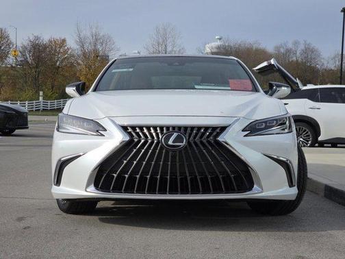 2024 Lexus ES 350 Ultra Luxury