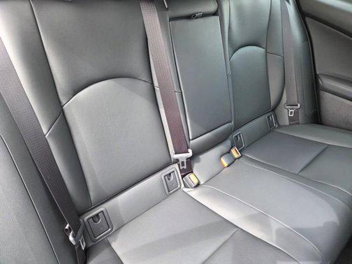 Iridium 2026 Lexus UX 300h Premium