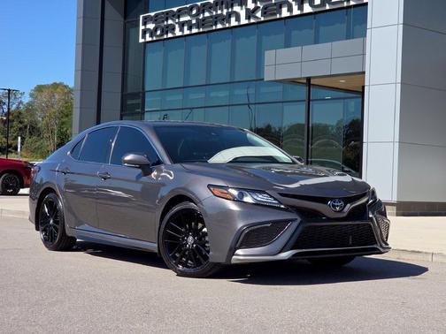 Predawn Gray Mica 2024 Toyota Camry XSE