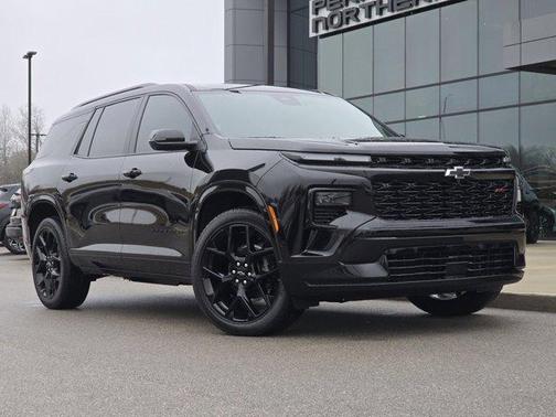 Mosaic Black Metallic 2026 Chevrolet Traverse RS