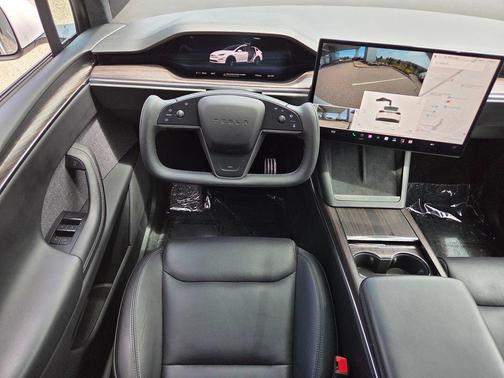 Pearl White Multi-Coat 2023 Tesla Model X