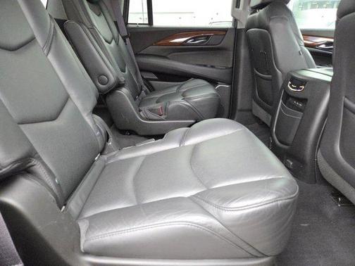 2017 Cadillac Escalade Premium Luxury