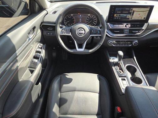 2023 Nissan Altima SR VC-Turbo FWD
