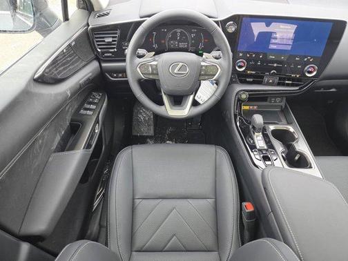 2026 Lexus NX 450h+ Luxury