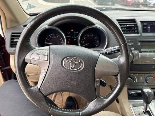 2008 Toyota Highlander Sport