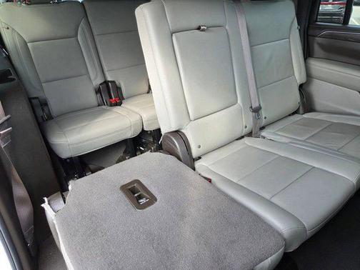 Summit White 2024 Chevrolet Suburban LT