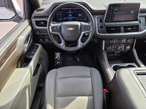 Summit White 2024 Chevrolet Suburban LT