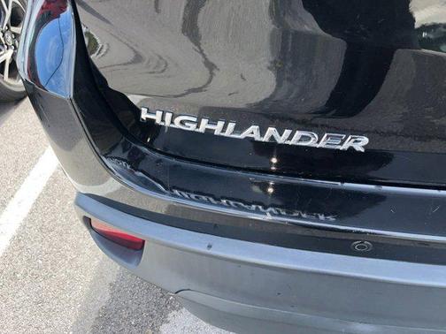 2015 Toyota Highlander Limited Platinum