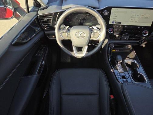 2025 Lexus NX 350h Premium