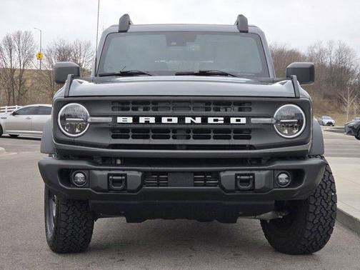 2022 Ford Bronco Black Diamond