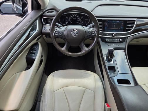 Black Oynx 2017 Buick LaCrosse Premium