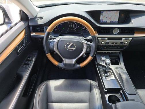 2013 Lexus ES 300h Base