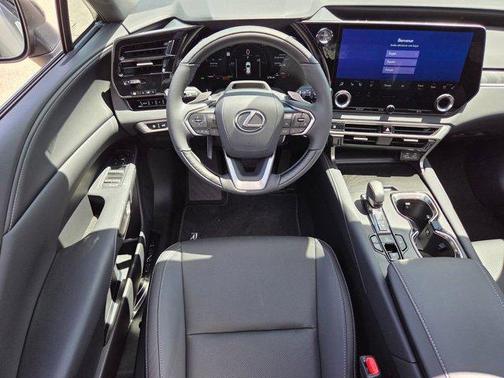 Incognito 2026 Lexus RX 350h F SPORT Design
