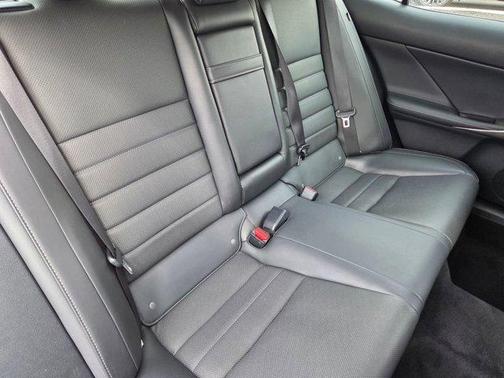 2018 Lexus IS 350 Base