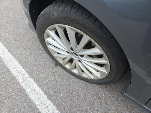 2015 Volkswagen Jetta Auto SE w/Connectivity/Navigation