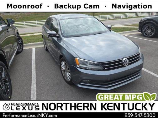 2015 Volkswagen Jetta Auto SE w/Connectivity/Navigation