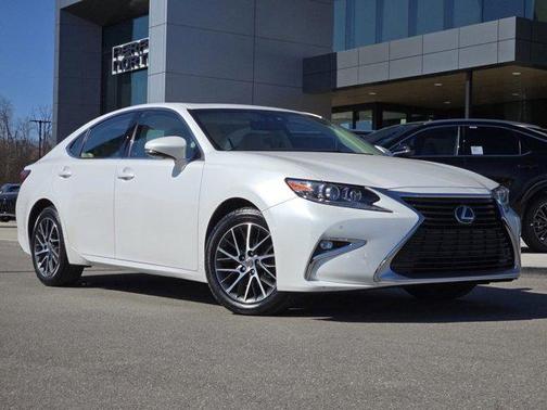 2017 Lexus ES 350 Base