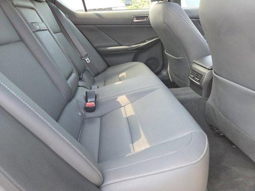 2022 Lexus IS 300 Base