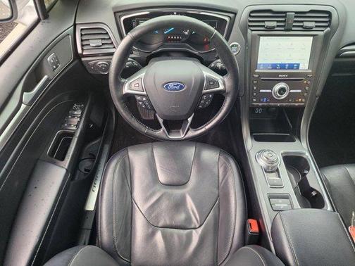 2019 Ford Fusion Hybrid Titanium
