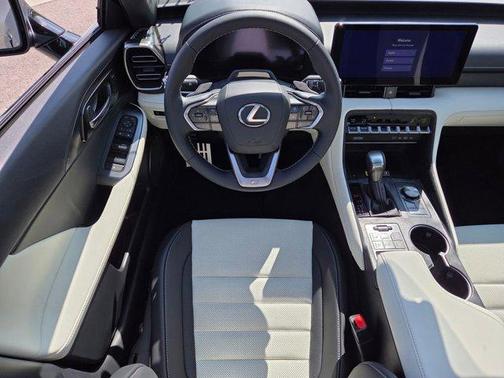 Iridium 2026 Lexus IS 350 Base