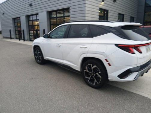 2025 Hyundai TUCSON Hybrid N Line