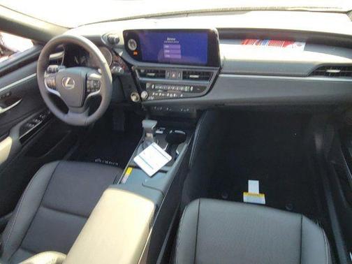 2024 Lexus ES 300h Base