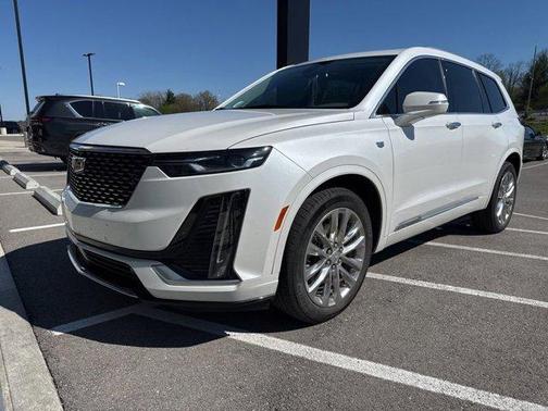 Crystal White Tricoat 2022 Cadillac XT6 Premium Luxury AWD