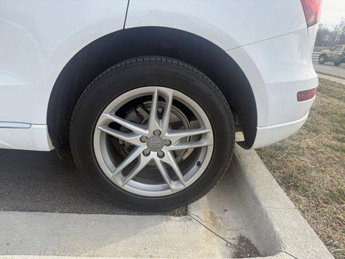 2014 Audi Q5 2.0T Premium Plus