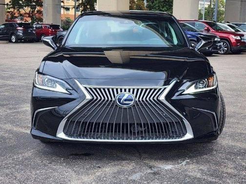 2021 Lexus ES 300h Base