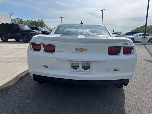 Summit White 2010 Chevrolet Camaro 2SS