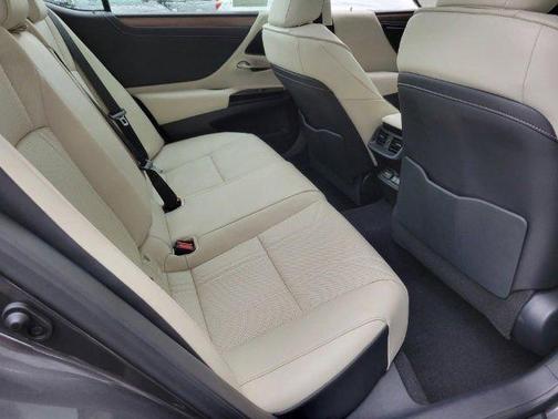 2024 Lexus ES 350 Luxury