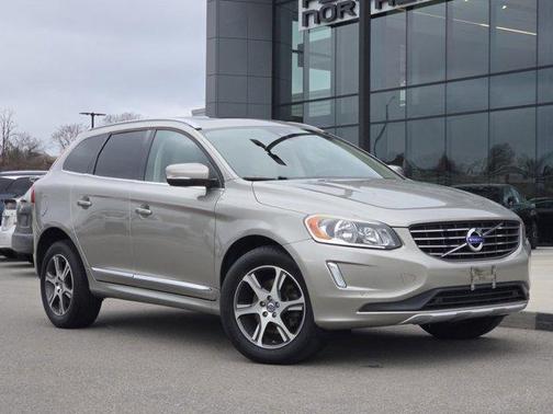 2015 Volvo XC60 T6 Platinum