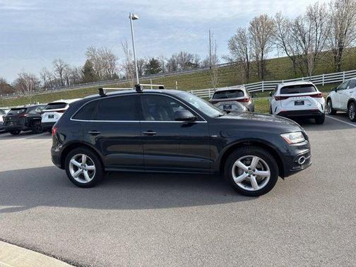Moonlight Blue 2017 Audi Q5 2.0T Premium Plus