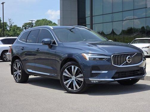 2022 Volvo XC60 B6 Inscription