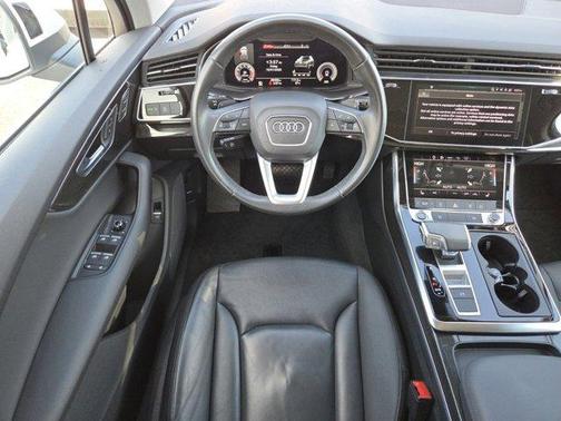 2022 Audi Q7 55 Premium