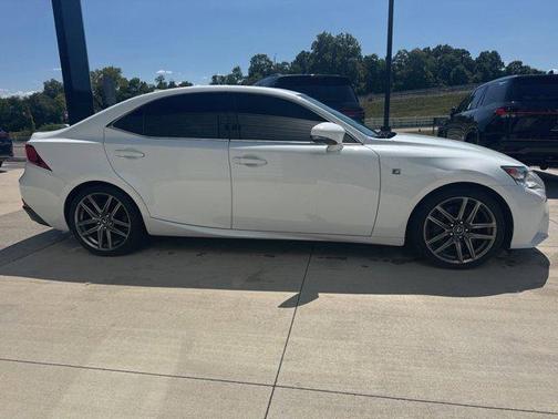 2016 Lexus IS 300 Base