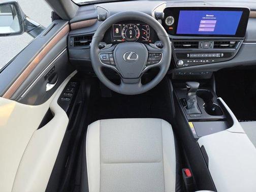 2025 Lexus ES 350 Base