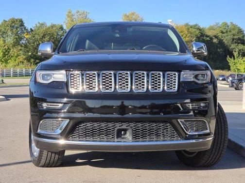 2020 Jeep Grand Cherokee Summit