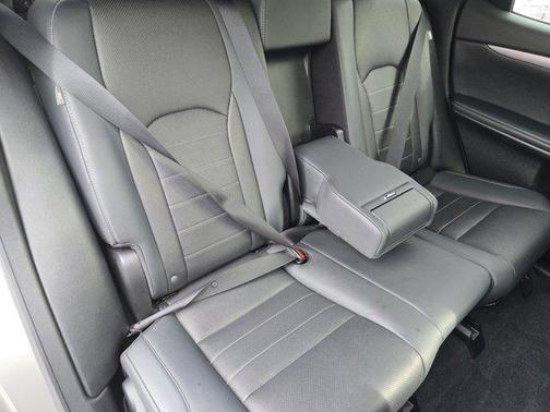 2022 Lexus RX 350 F SPORT Handling