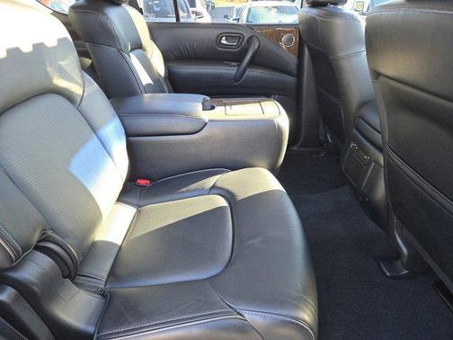 2016 INFINITI QX80 Base