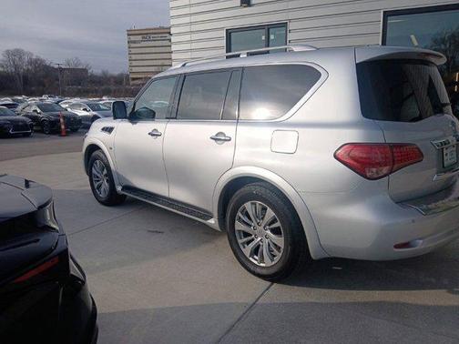 2016 INFINITI QX80 Base