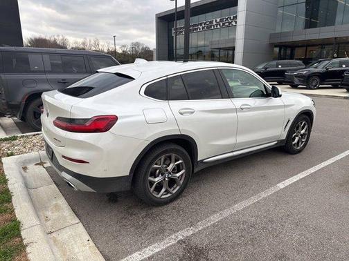 2022 BMW X4 xDrive30i