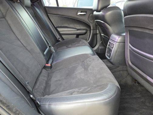 2015 Dodge Charger Road/Track